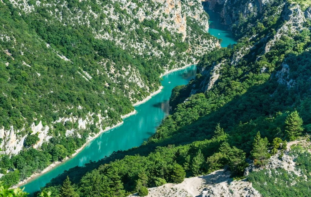 canoeing in the verdon gorges